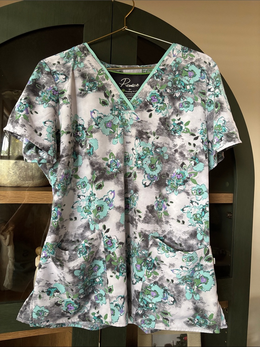 Premier Floral Scrub V-Neck Tunic Top in Mint and Gray